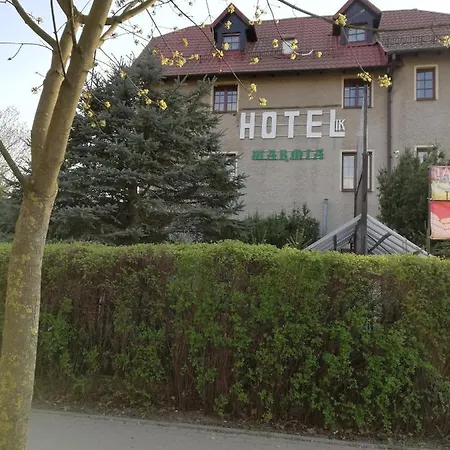 Warmia -pensjonat, *