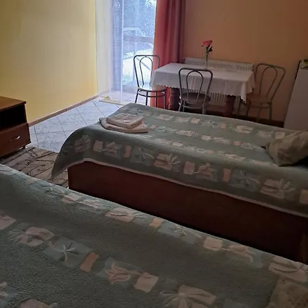 Warmia -pensjonat, بيت شباب *