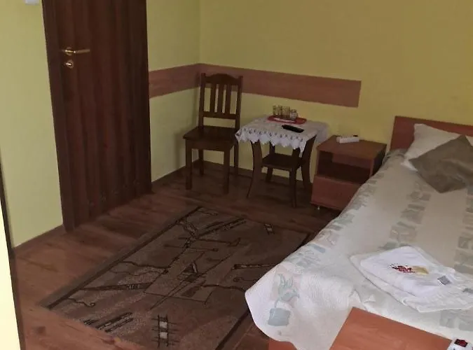 Warmia -pensjonat, *