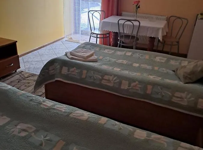 Warmia -pensjonat, Hostel *